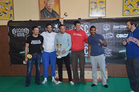 1925352_505083789603010_1126038537_n