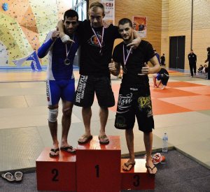 1471253_443856122402922_537077491_n