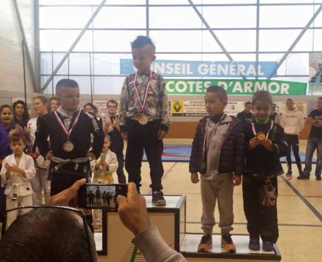 11140010_1166957783319899_4754346332983729878_n