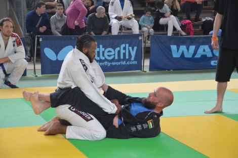 13235598_880445768733475_7119765484402571885_o